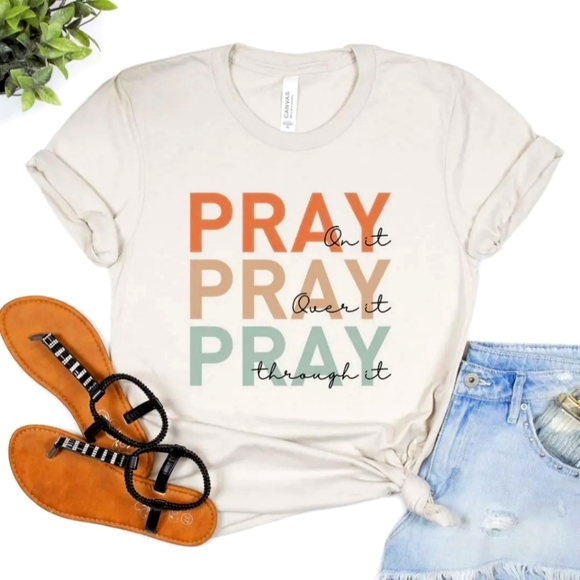 Pray T-shirt - Picture 1 of 1